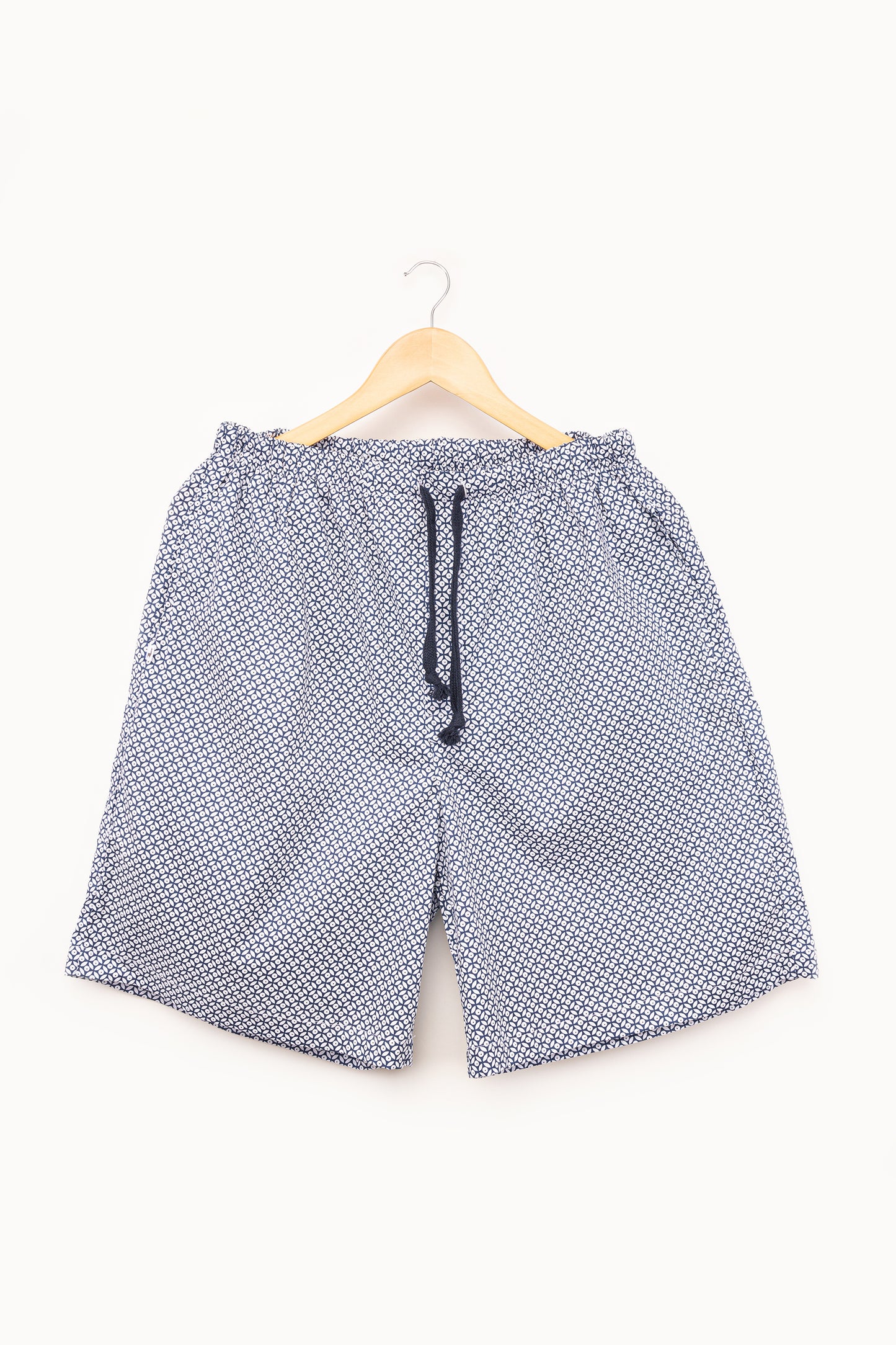 Bermuda Hombre Estrella en circulo azul blanco TP