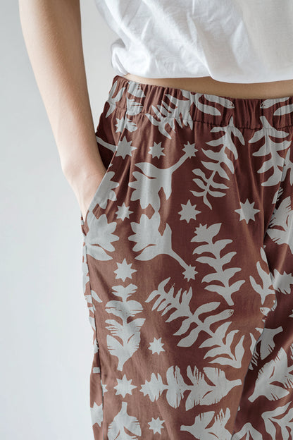 Pantalón Mujer Flores y estrellas  café CH