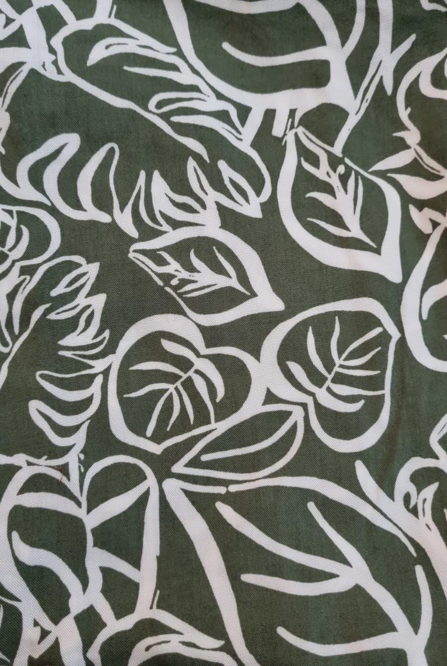Bermuda Mujer Bosque verde CH
